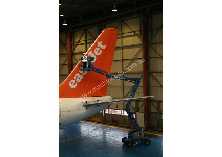 caption GENIE Z 45/25 J 4WD Articulating Boom