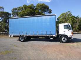 1/2008 Hino FG Jumbo 12 Tautliner Curtainsider - picture0' - Click to enlarge