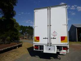 1/2008 Hino FG Jumbo 12 Tautliner Curtainsider - picture1' - Click to enlarge
