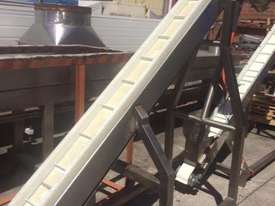 CONTECH Cleat Belt Incline Elevator/Conveyor CBIC - picture0' - Click to enlarge