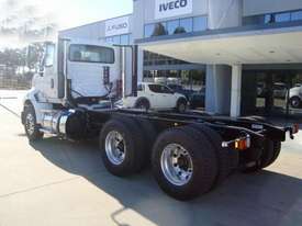 International  Cab chassis Truck - picture2' - Click to enlarge