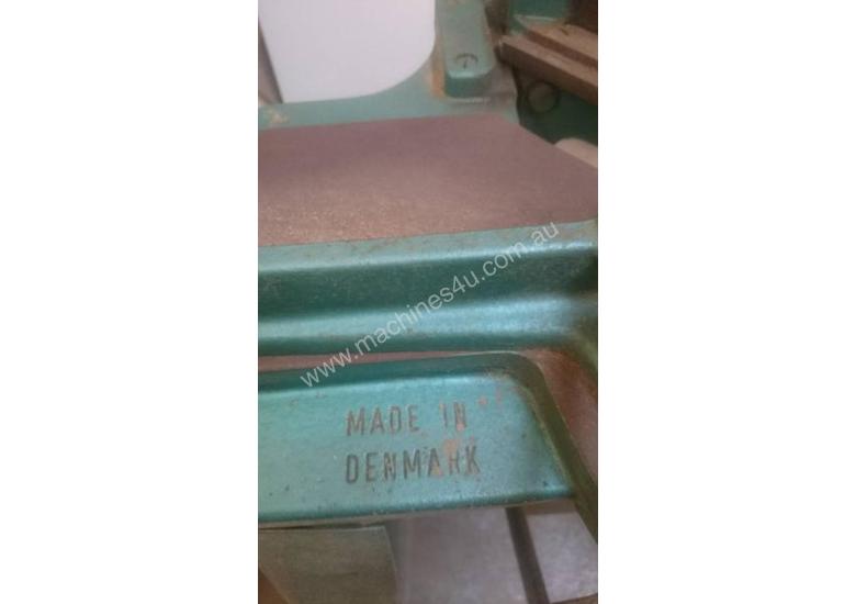 Used ofDenmark picture frame machine Wood Lathes accessories in