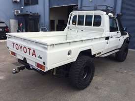 Toyota Landcruiser 79 series single cab wellbody style side tray - picture1' - Click to enlarge