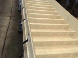 Incline Plastic Bucket Conveyor - picture1' - Click to enlarge