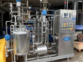 Milk Pasturiser 3000 litre per hour 5 years old  - picture0' - Click to enlarge