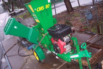 redroo 14hp V2 petrol wood chipper