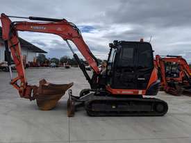 Kubota 8 tonne excavator - picture0' - Click to enlarge