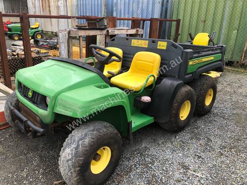 John Deere Gator