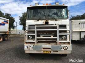 1997 Mack Ultraliner II - picture1' - Click to enlarge