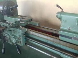 Hercus 260 Geared 9 Speed Metric Lathe with tooling and cabinet - picture0' - Click to enlarge