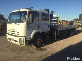 2010 Isuzu FTR900 - picture2' - Click to enlarge