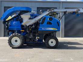 Used Braud VX7090 Harvester - picture0' - Click to enlarge
