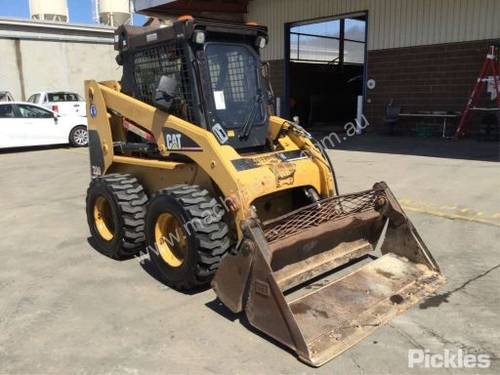 2001 Caterpillar 236