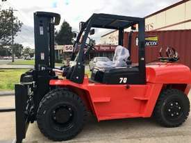 7 Ton Dual Fuel GM 4.3L Engine Hangcha Forklift  - picture2' - Click to enlarge