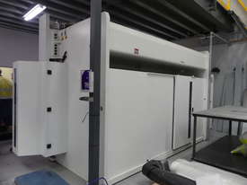  200 tonne 5 axix CNC Press Brake - picture2' - Click to enlarge