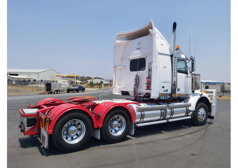 caption Western Star 4864FXB Primemover Truck