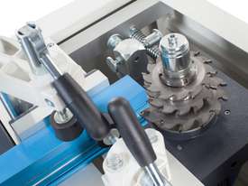 POLAR - II End Milling Machine - picture0' - Click to enlarge
