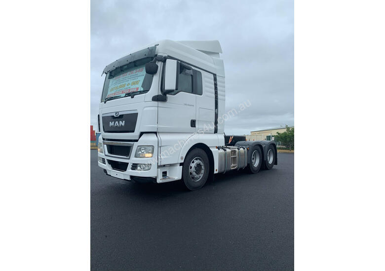 caption MAN 26.540 TGX Primemover Truck