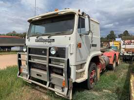 1986 International Acco T2670 - picture1' - Click to enlarge