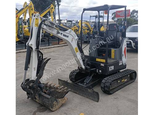 USED 2019 BOBCAT E20 2TONNE MINI EXCAVATOR