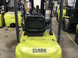 Highly Manoeuvrable 3 Wheel 1.8t Electric CLARK Forklift - picture1' - Click to enlarge