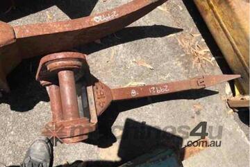 UNBRANDED RIPPER TYNE, PIN SIZE 6CM, CENTRE 30CM, EAR 20CM,