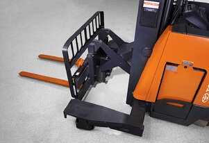 Toyota 7310 4-D Reach Forklift