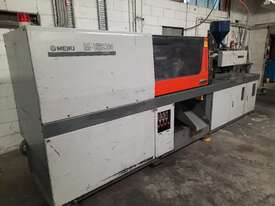 Plastic Injection Moulding Machine - picture0' - Click to enlarge