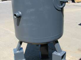 Vertical Air Compressor Receiver Tank - 950L - picture2' - Click to enlarge