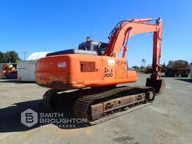 HITACHI ZAXIS 200 HYDRAULIC EXCAVATOR - picture0' - Click to enlarge