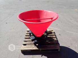 3 POINT LINKAGE PTO SPREADER - picture1' - Click to enlarge