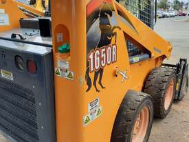 V1264  Used Mustang Skid Steer - picture2' - Click to enlarge