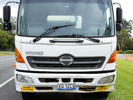 Hino 2006 Street Sweeper  - picture0' - Click to enlarge