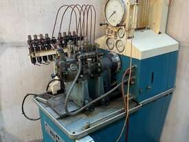 Hartridge H800 Diesel Fuel Pump Testing Bench - picture0' - Click to enlarge