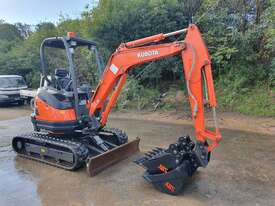 2016 Kubota U25 2.5t Excavator - picture1' - Click to enlarge