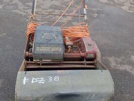 SCOTT BONNAR 760MM 3 PHASE CYLINDER MOWER - picture2' - Click to enlarge