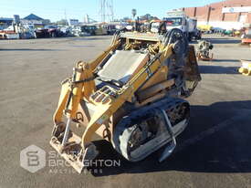 MINI TRACK LOADER - picture1' - Click to enlarge