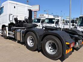 2021 HYUNDAI XCIENT MWB - Cab Chassis Trucks - 6X4 - picture2' - Click to enlarge