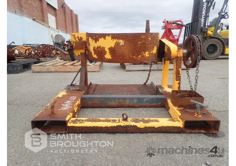 Used FORKLIFT TILTING DRUM DUMPER ATTACHMENT Forklift Attachments in