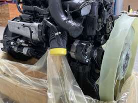 New Mercedes-Benz OM906LA 205kW EURO 2 Diesel Engine  - picture0' - Click to enlarge