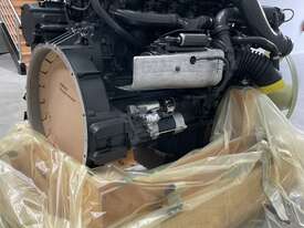 New Mercedes-Benz OM906LA 205kW EURO 2 Diesel Engine  - picture2' - Click to enlarge