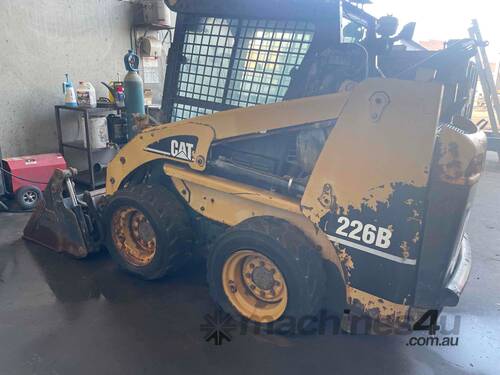 Cat 226B Skid Steer Loader