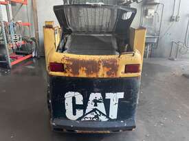 Cat 226B Skid Steer Loader - picture1' - Click to enlarge