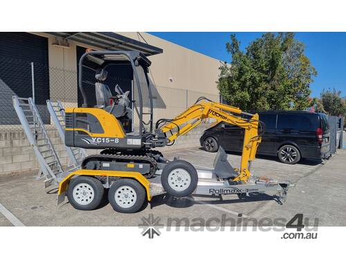 Yuchai YC15-8 Mini Excavator + Trailer Drive Away