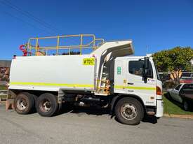 Truck Water Truck Hino FM 6x4 Auto ROPS Cannon SN1326 1GIY573 - picture0' - Click to enlarge