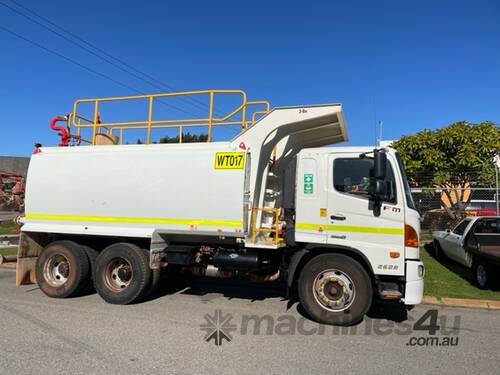 Truck Water Truck Hino FM 6x4 Auto ROPS Cannon SN1326 1GIY573