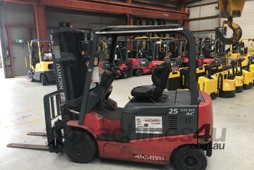 2.5T Battery Electric 4 Wheel Forklift 2.5T Battery Electric 4 Wheel Forklift