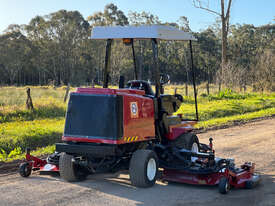 Toro GroundsMaster 4000 D Wide Area mower Lawn Equipment - picture2' - Click to enlarge