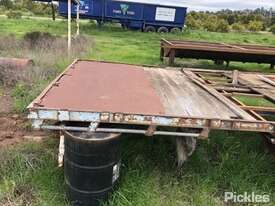 Table Top Trailer (Salvage) - picture2' - Click to enlarge