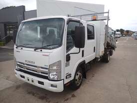 ISUZU NPR - picture0' - Click to enlarge